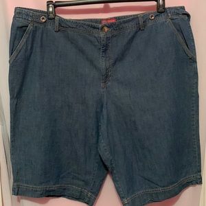 Faded Glory woman’s plus size 26w  denim  casual Bermuda nwot